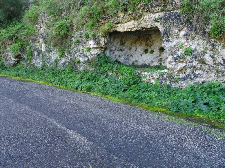 Abitazione Bizantina sezionata in zona necropoli nord-ovest Abitazione Bizantina sezionata in zona necropoli nord-ovest